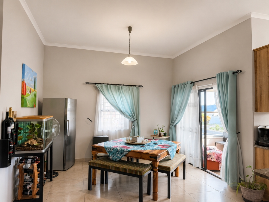 To Let 3 Bedroom Property for Rent in Burgundy Estate Western Cape